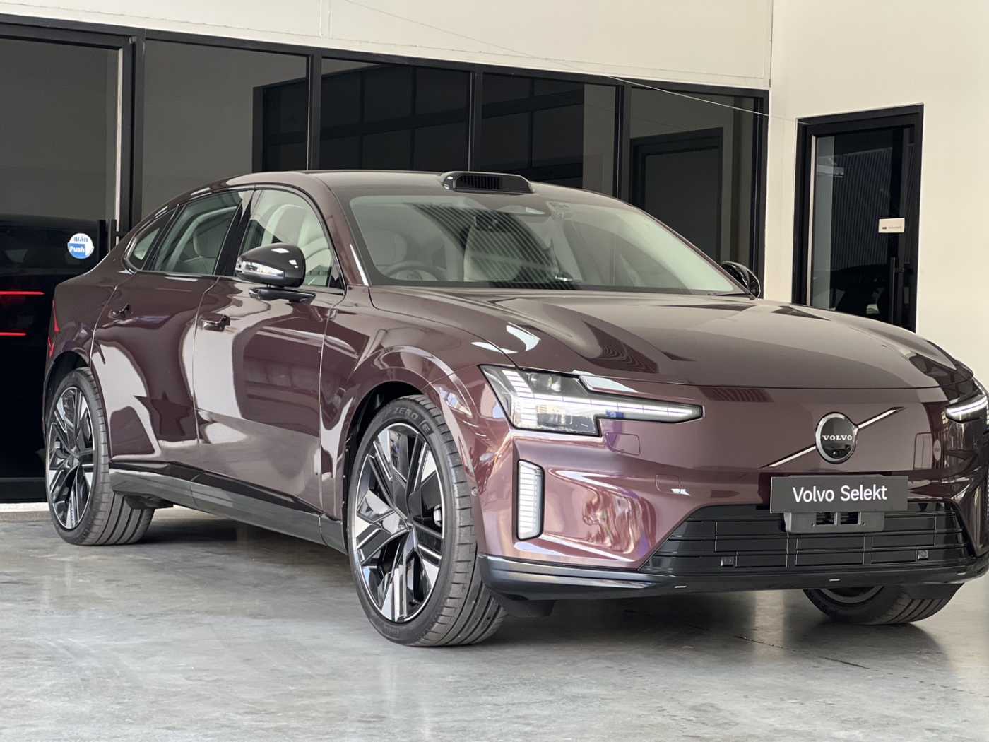 Volvo  Single Motor Extended Range