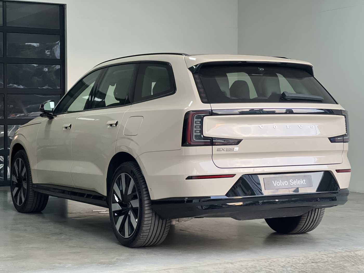 Volvo  Ultra - Twin Performance 6 seats