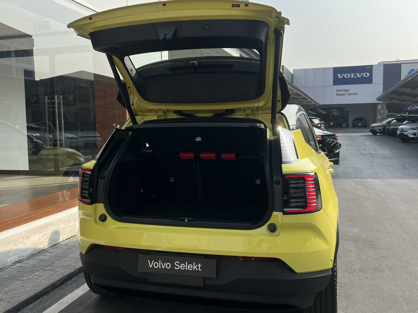 Volvo  Ultra - Twin Motor Performance