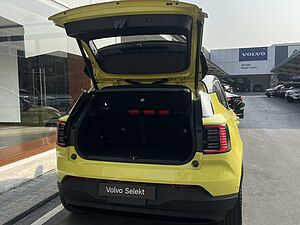 Volvo  Ultra - Twin Motor Performance