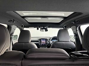 Volvo  Ultra - Twin Motor