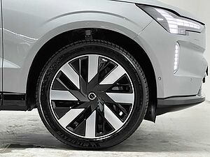 Volvo Ultra - Twin Performance 6 seats